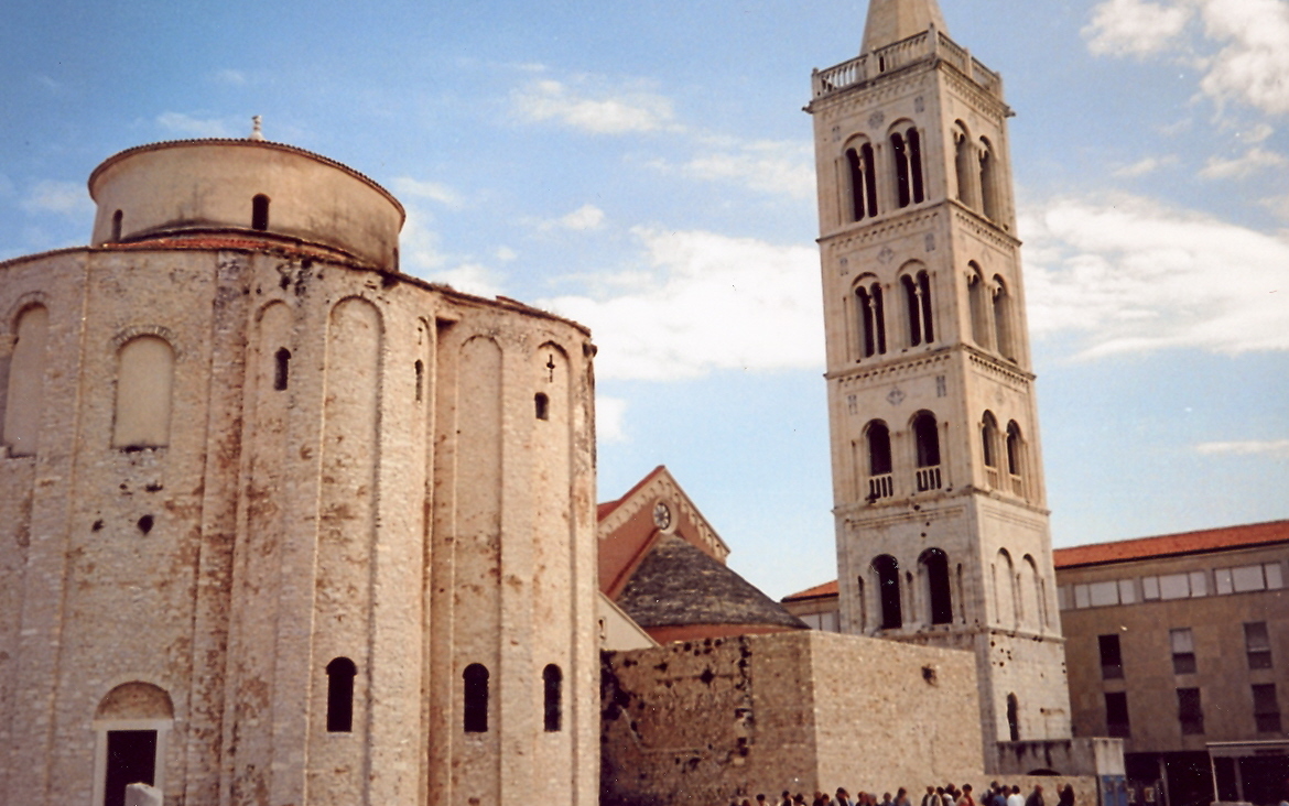 Zara - San Donato, edificio bizantino del IX secolo a pianta circolare come San Vitale di Ravenna e la Cappella Palatina di Aquisgrana
