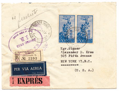 Foto 4) 16 novembre 1954: primo giorno di uso delle carte-valori postali italiane non sovrastampate, qui usate su una raccomandata espresso via aerea per gli Stati Uniti