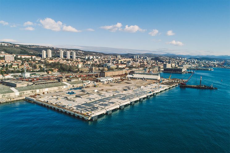 Il porto di Fiume parla olandese